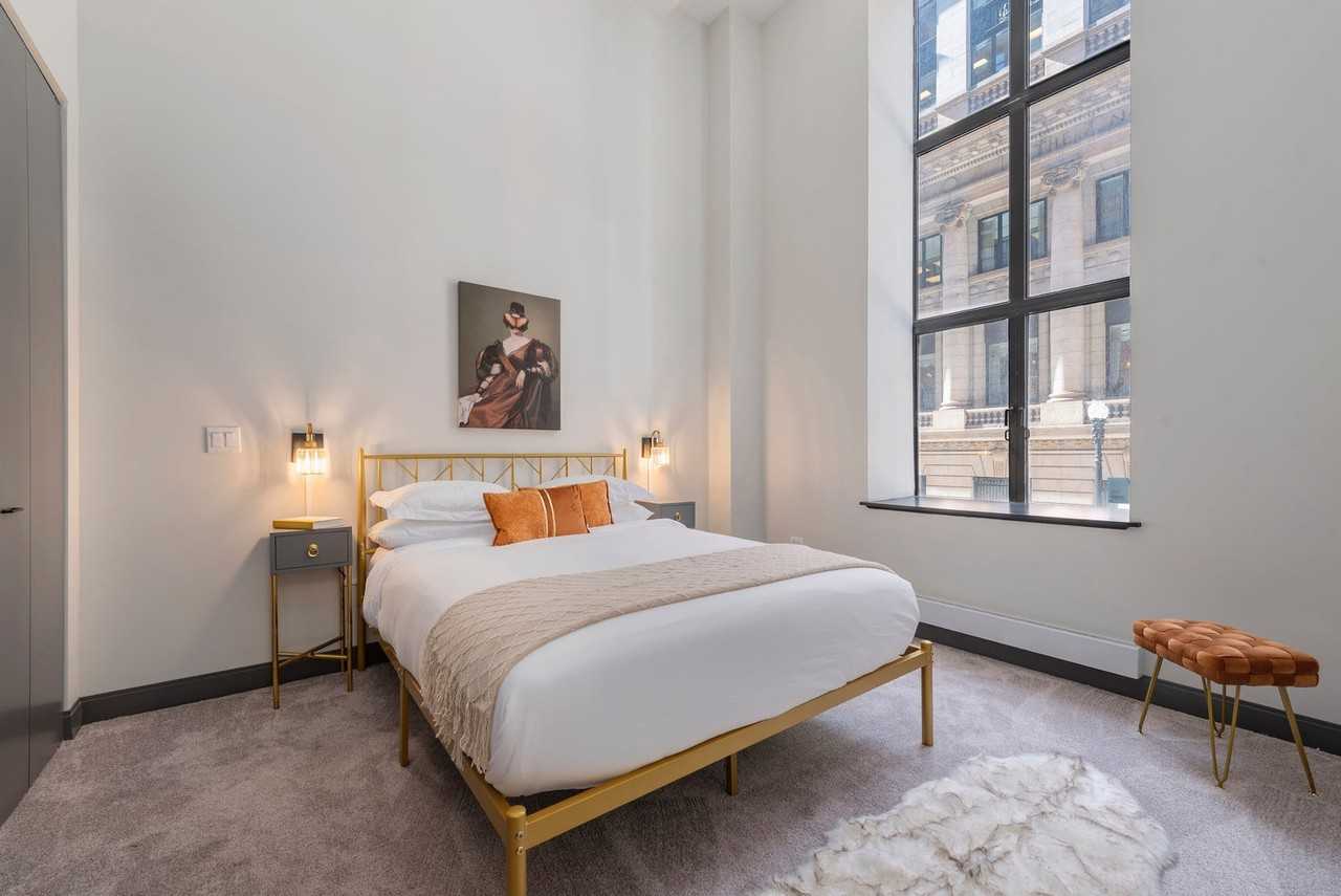 29 South LaSalle Street - Photo 7 of 42