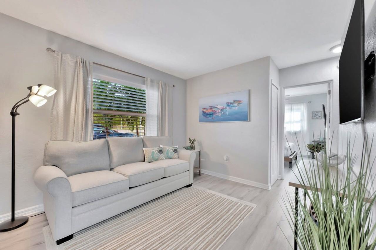 10664 Starkey Rd #1032242P - Photo 4 of 37