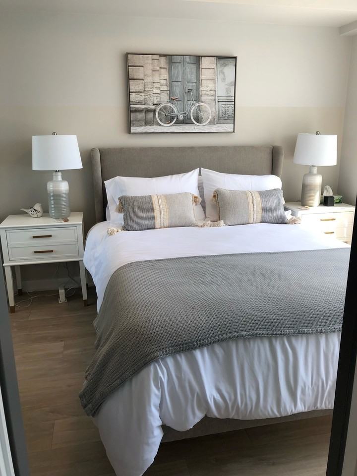 580 Front St W #1034615P - Photo 2 of 11