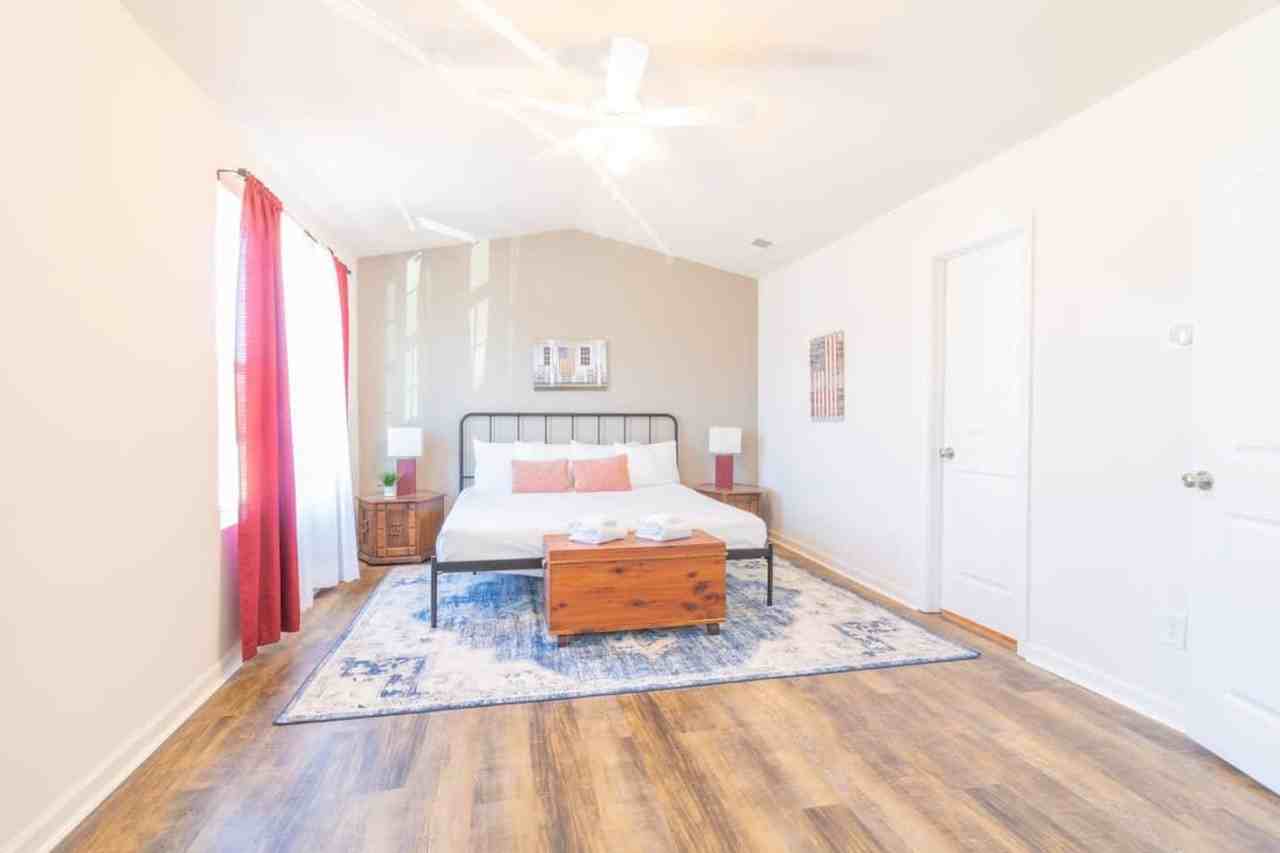 752 Compass Trl #1043486P - Photo 3 of 50