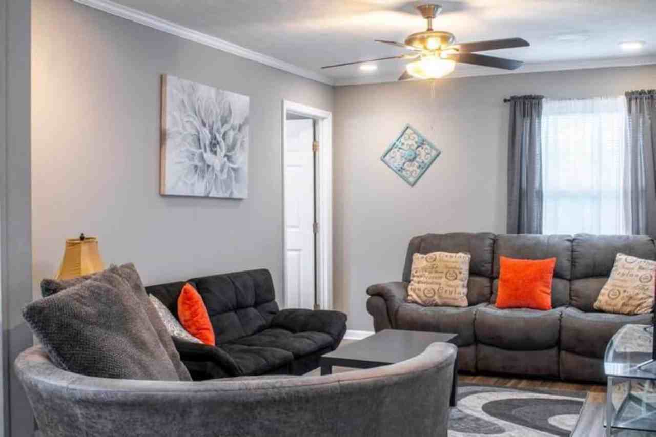 3938 Edgewood Cir #1043496P - Photo 3 of 38