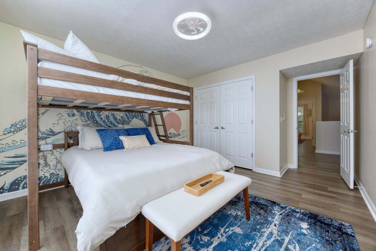 4956 Daybreak Lane #1043906P - Photo 7 of 50