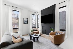 761 Lynwood Ave - Photo 1 of 1