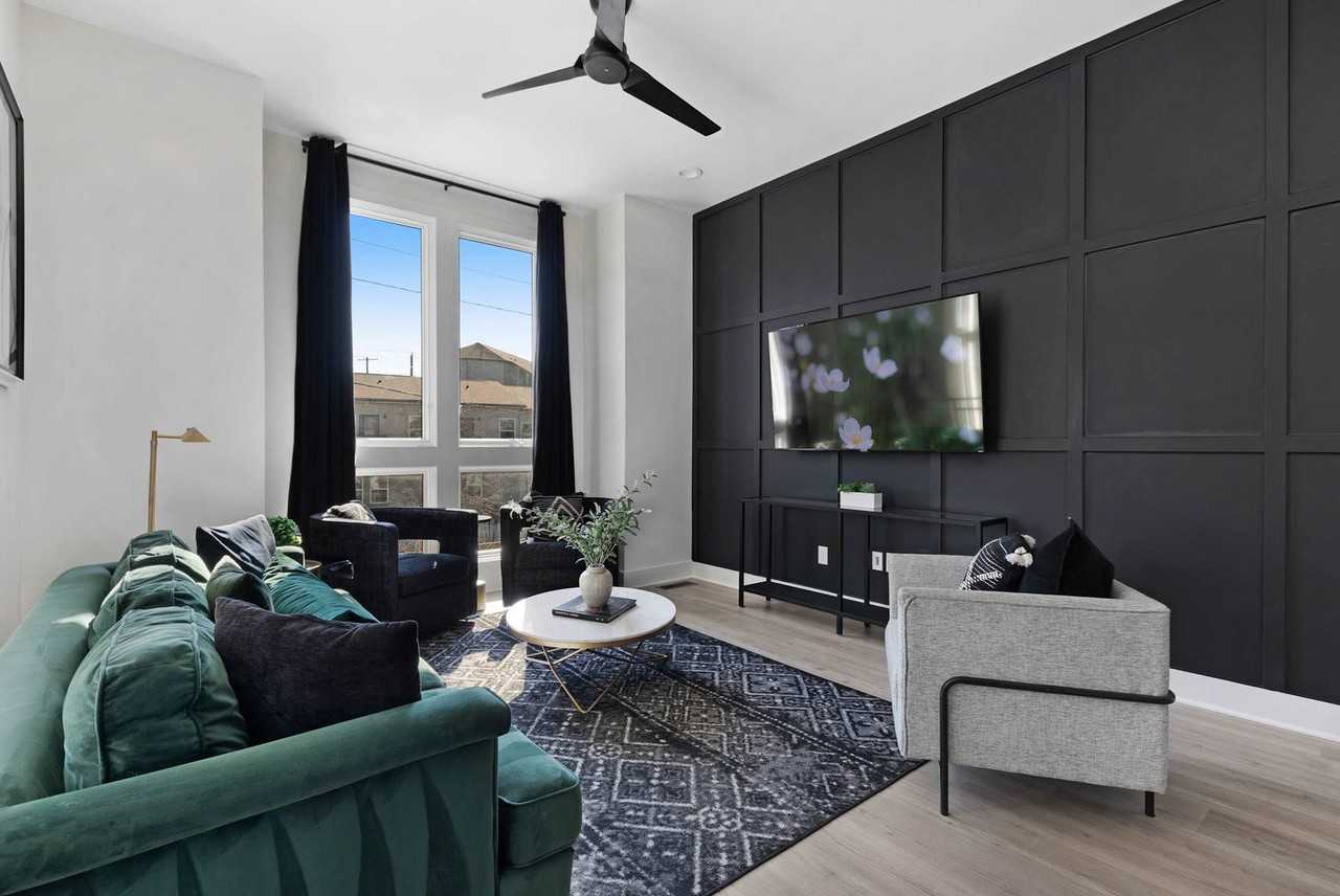 921 Ramsey St #1045335P - Photo 6 of 48