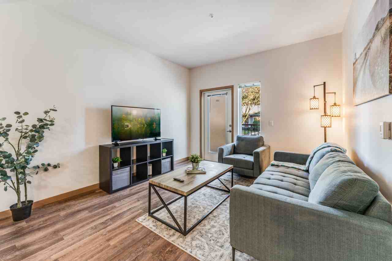 8280 164th Ave Ne #1054063P - Photo 4 of 40