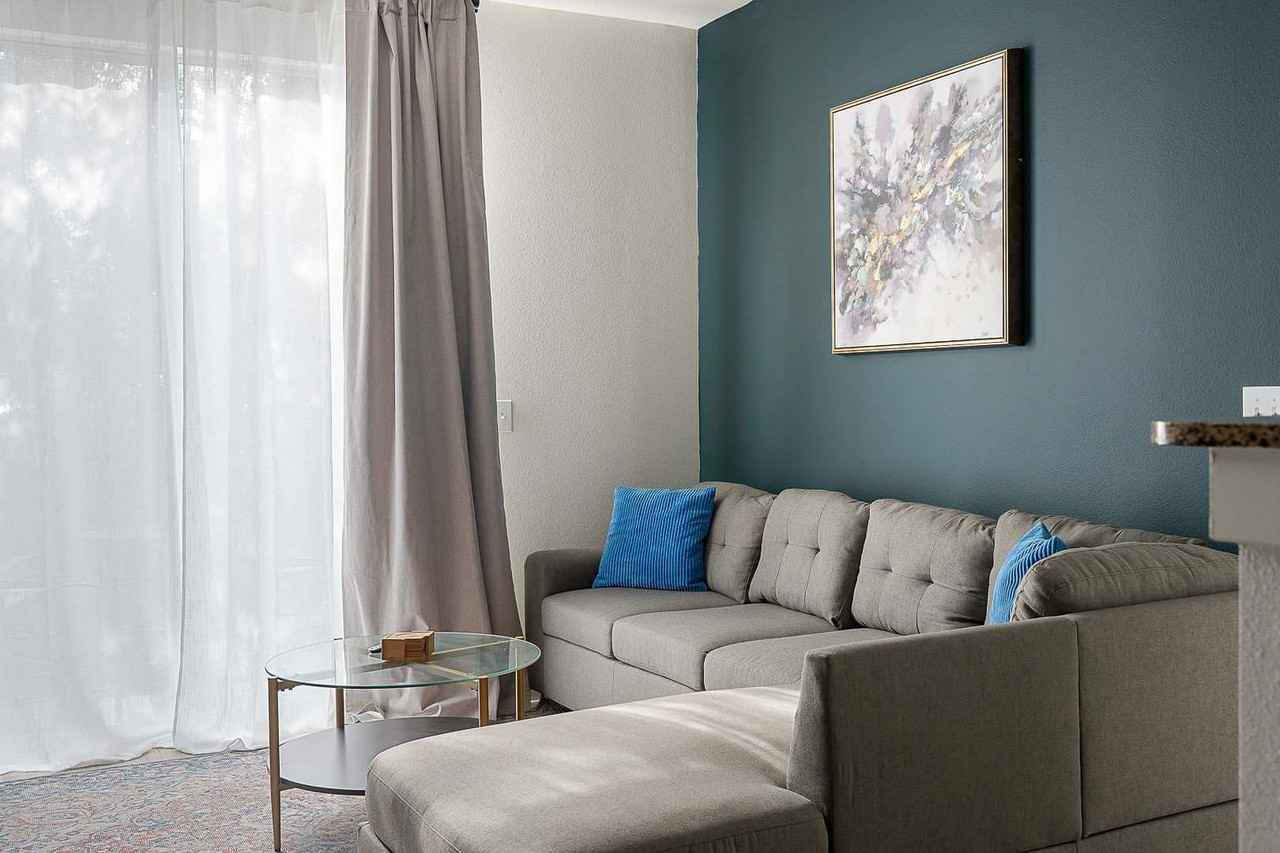 13005 Meandering Way - Photo 5 of 68