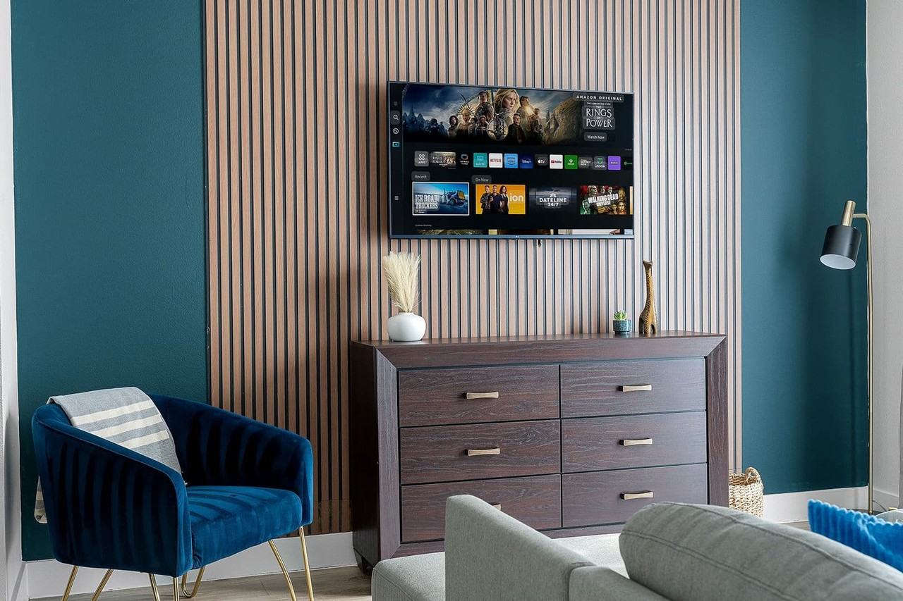 13005 Meandering Way - Photo 6 of 68