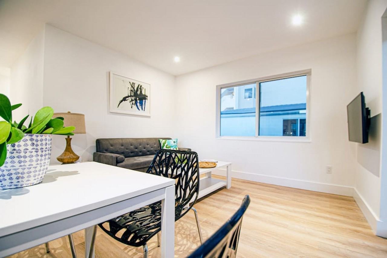 3666 Ne 168th St #1056499P - Photo 6 of 11