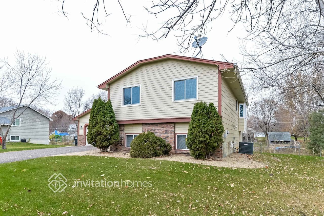 2935 141st Ln Nw - Photo 3 of 22