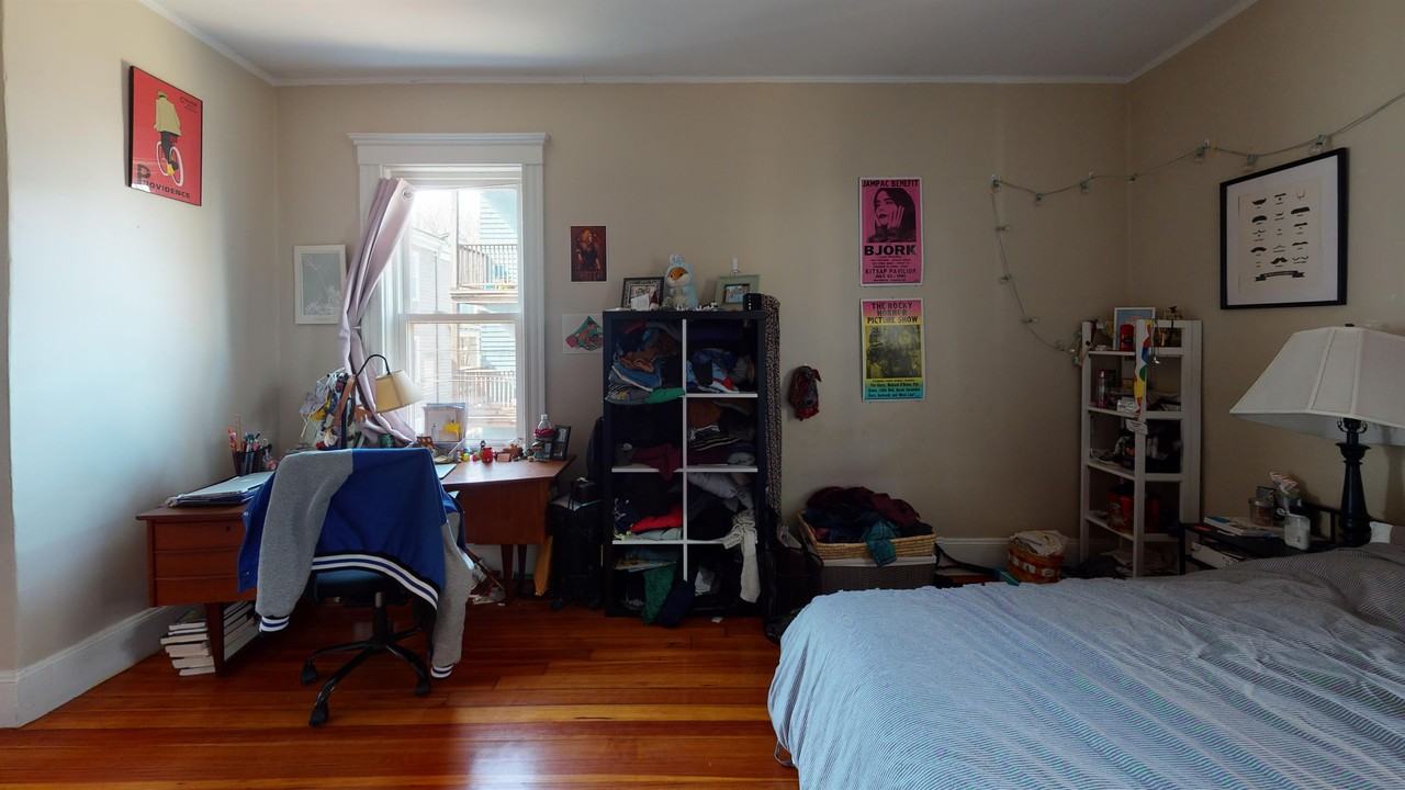 8 Olmstead St #1 - Photo 2 of 12