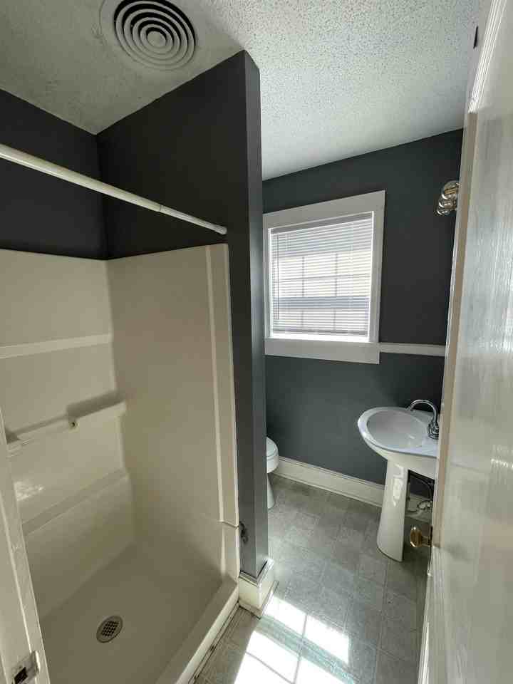 1681 Cherokee Rd - Photo 7 of 26