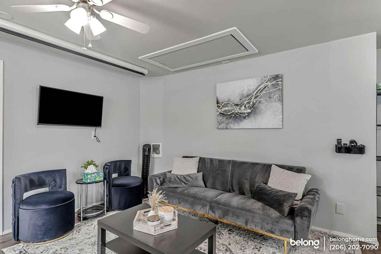 1924 S 254th Pl #B - Photo 4 of 16