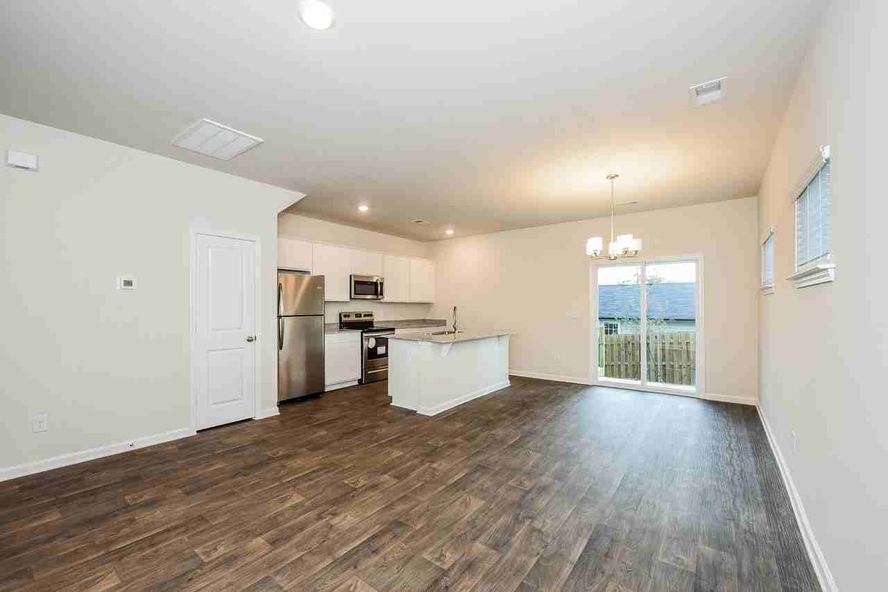 533 533 Blue Duck Lane - Photo 2 of 25