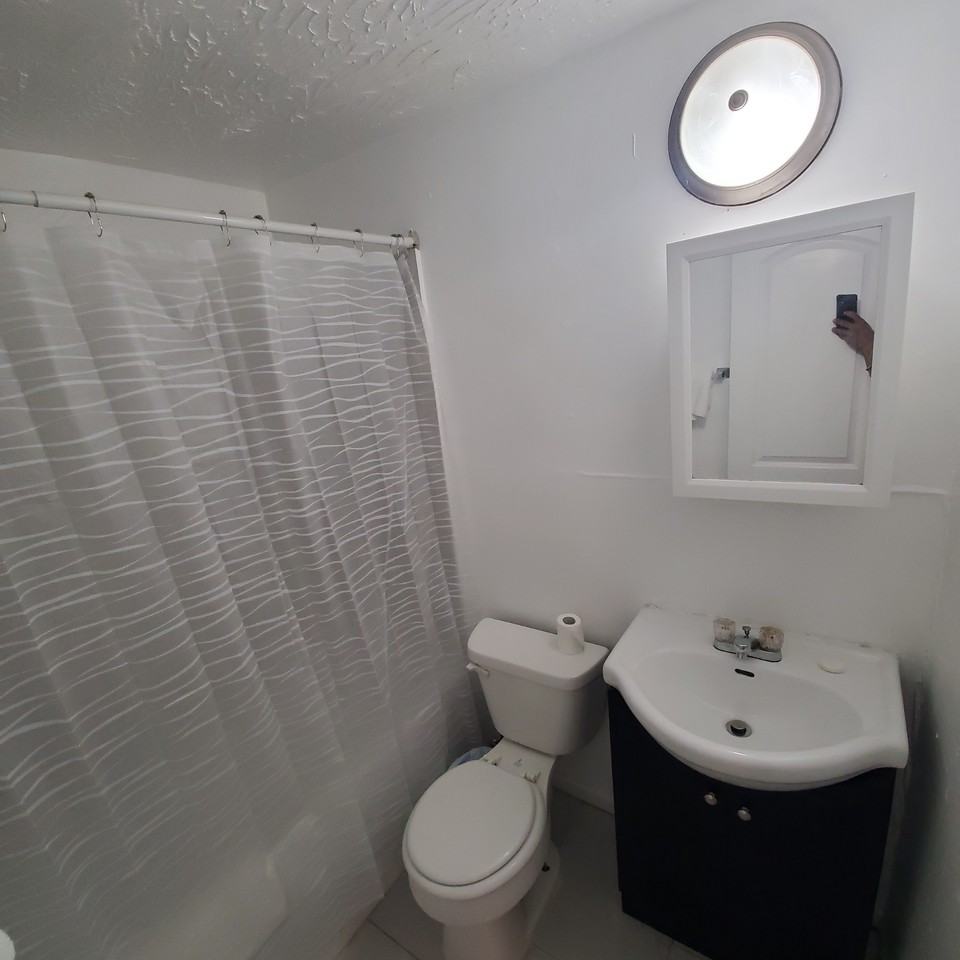 584590 Miller Ave #586 - Photo 4 of 4