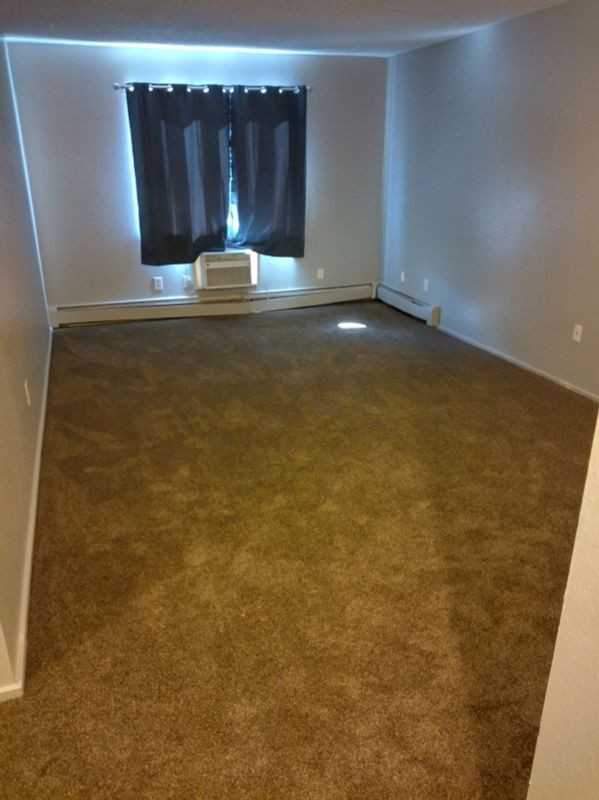 1425 Yosemite St ##11 - Photo 4 of 12