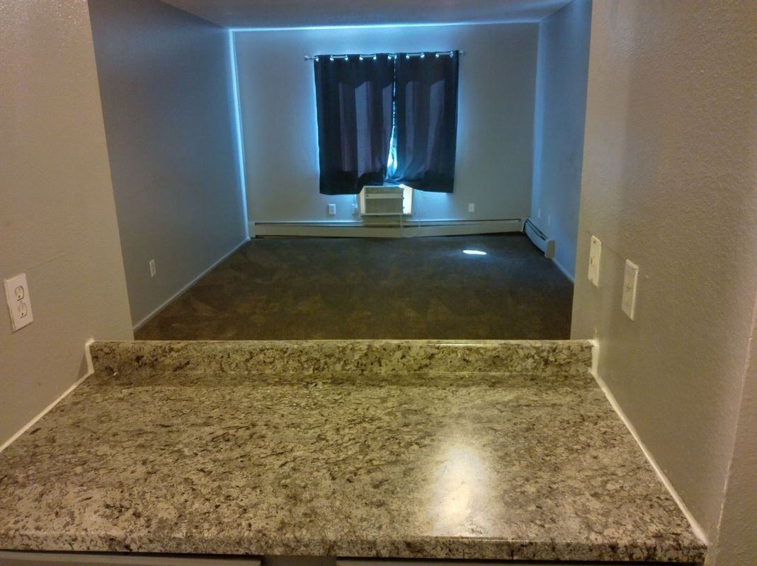 1425 Yosemite St ##11 - Photo 5 of 12