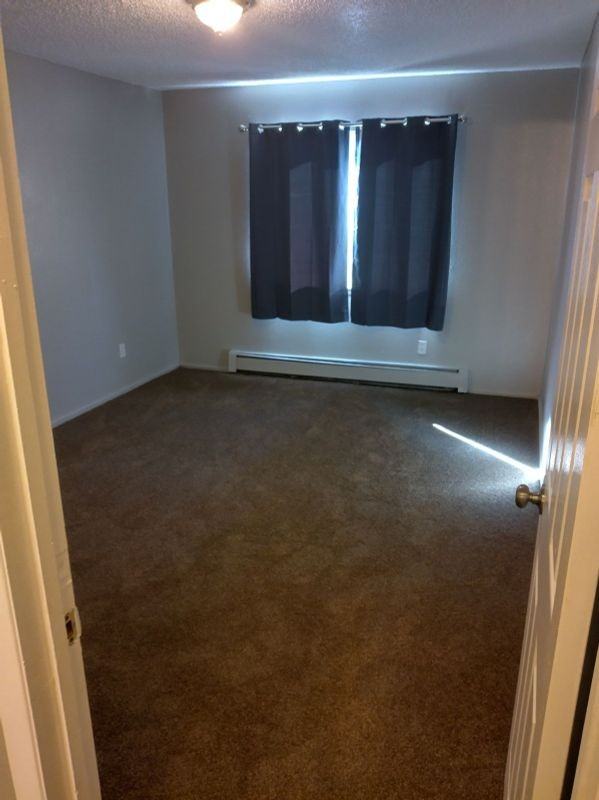 1425 Yosemite St ##11 - Photo 6 of 12