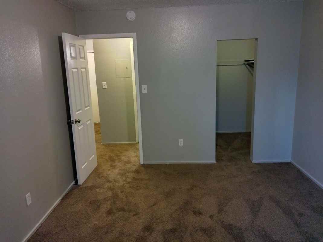 1425 Yosemite St ##11 - Photo 7 of 12