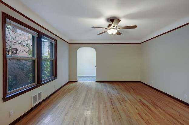 Naomi & Charmaine - Photo 3 of 16