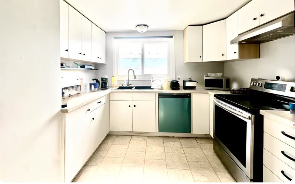 1045 Morrison Drive Unit 18 - Photo 2 of 13