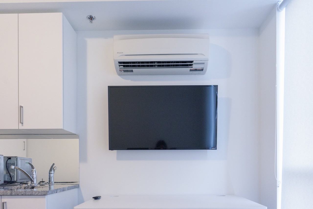 1900 Simcoe Street - Photo 2 of 6