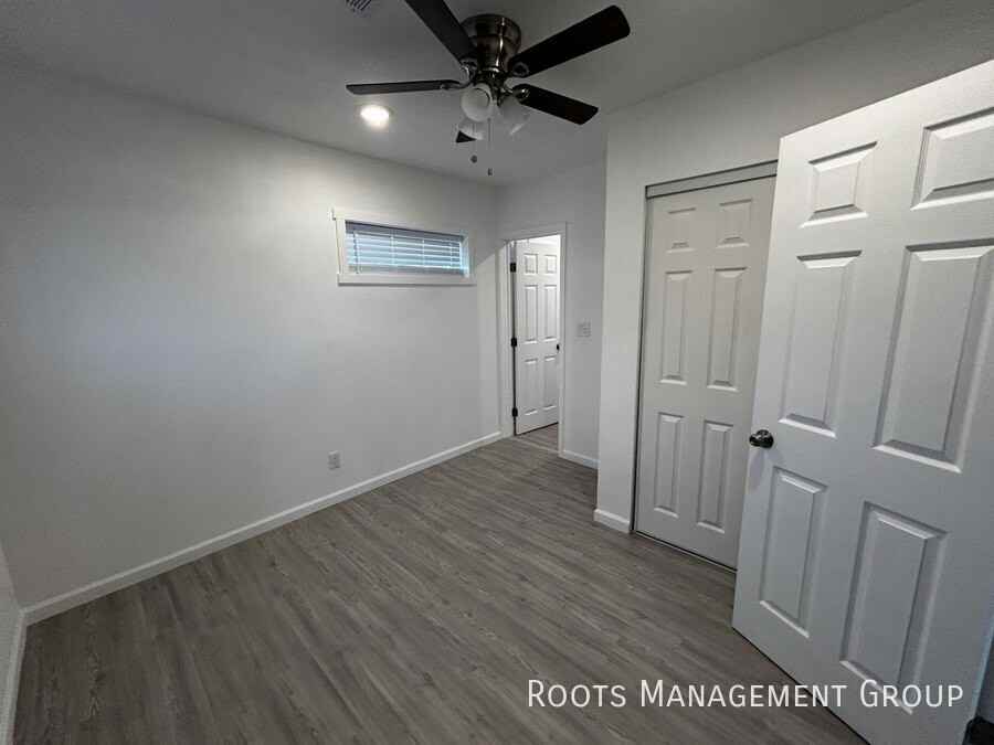 110 N 31st Ave - Photo 6 of 14