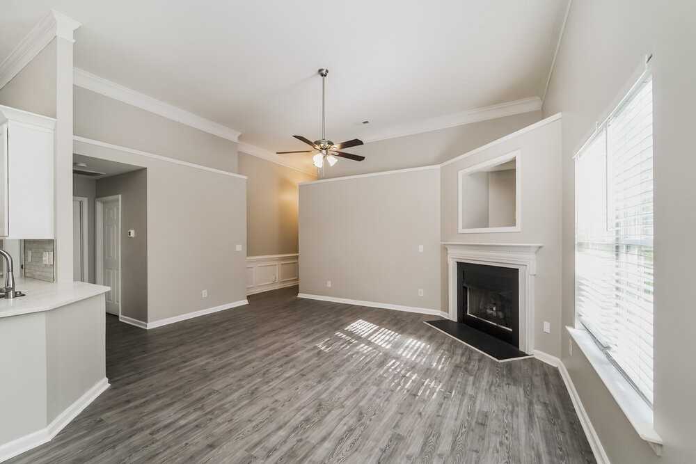 4003 Enderbury Dr - Photo 5 of 16