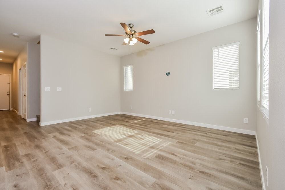 4997 Crimson Mare Rd - Photo 5 of 17