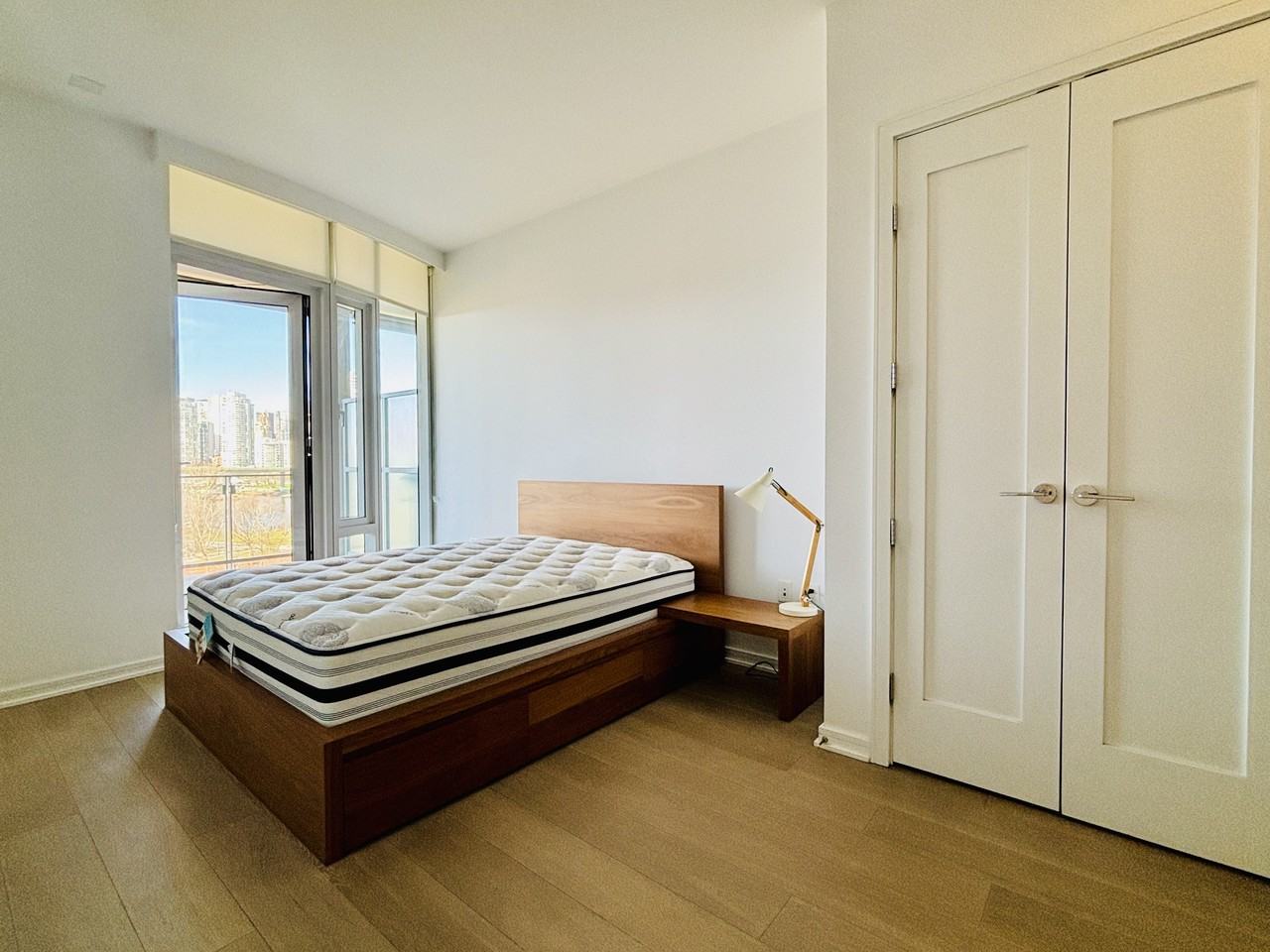 1616 Columbia Street #604 - Photo 7 of 21