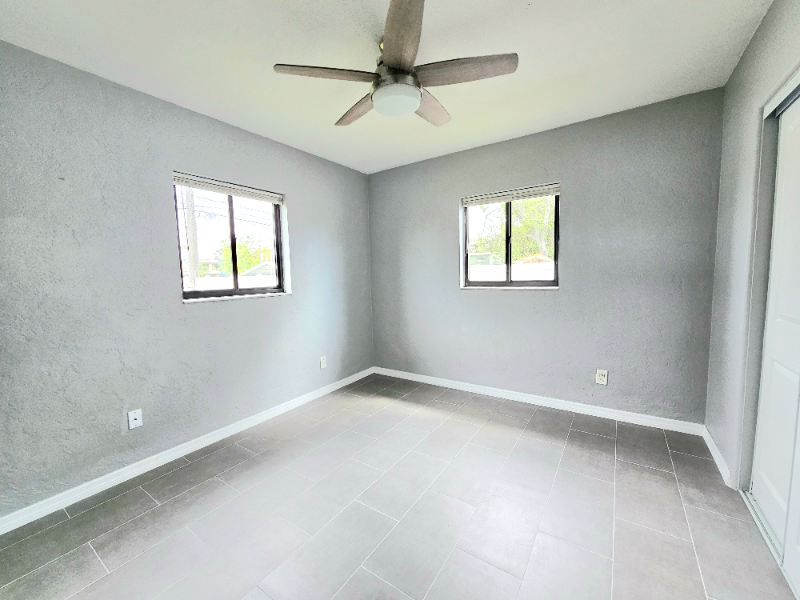 5301 17th St N - Photo 7 of 17