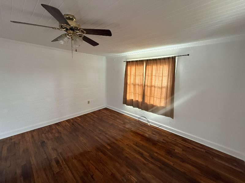 1903 College St - Photo 3 of 16