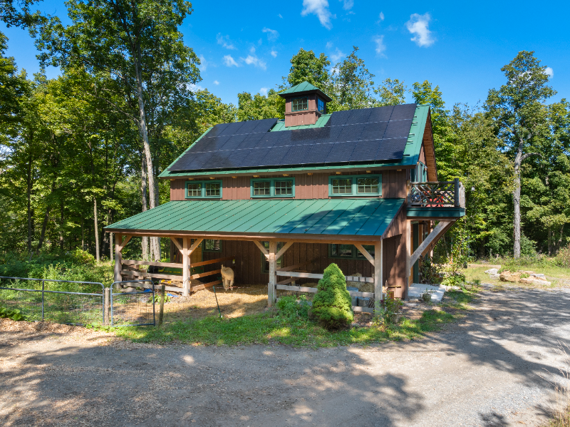 2226 Lakeshore Rd - Photo 6 of 12