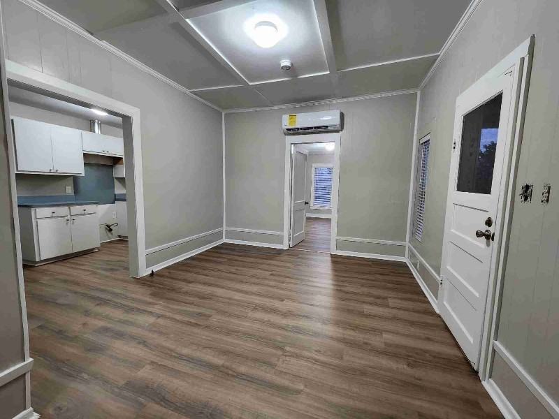 206 North Donohue Street - Photo 3 of 13