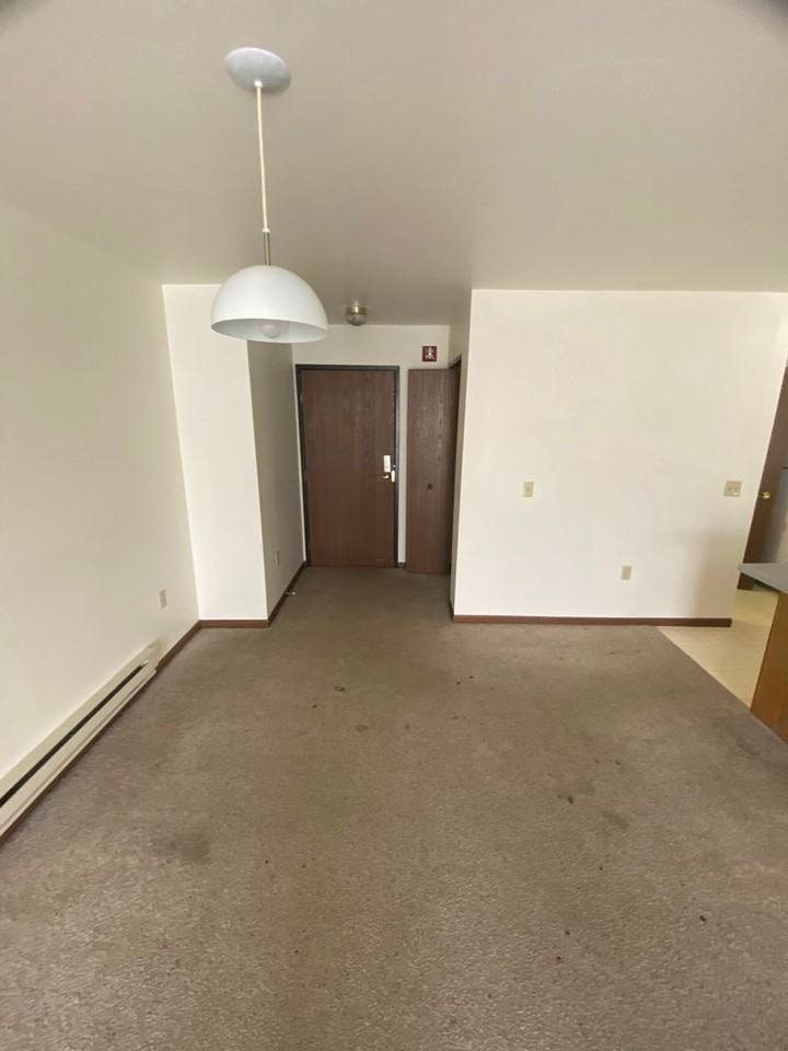 201 WEST WIN HEIGHTS - Photo 2 of 48