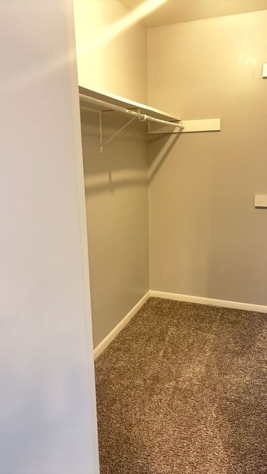 Stratford West Apartments - Photo 5 of 7