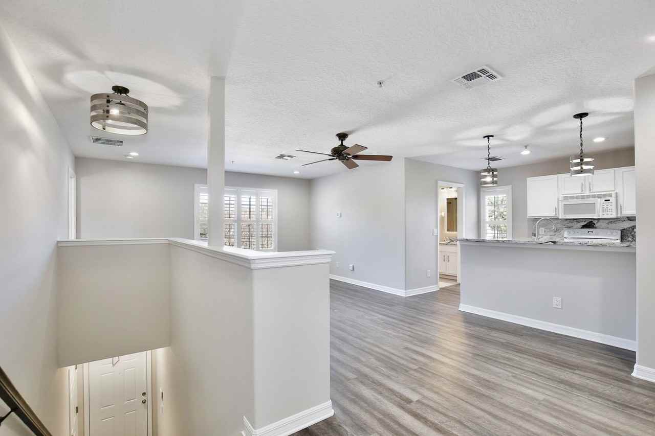 2892 Stanfield Ave #B - Photo 3 of 23