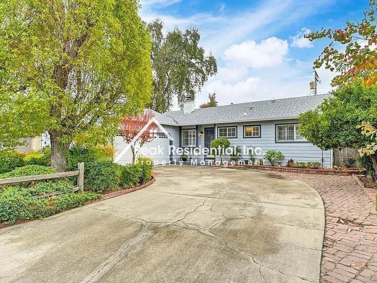 1130 Avon Way - Photo 2 of 36