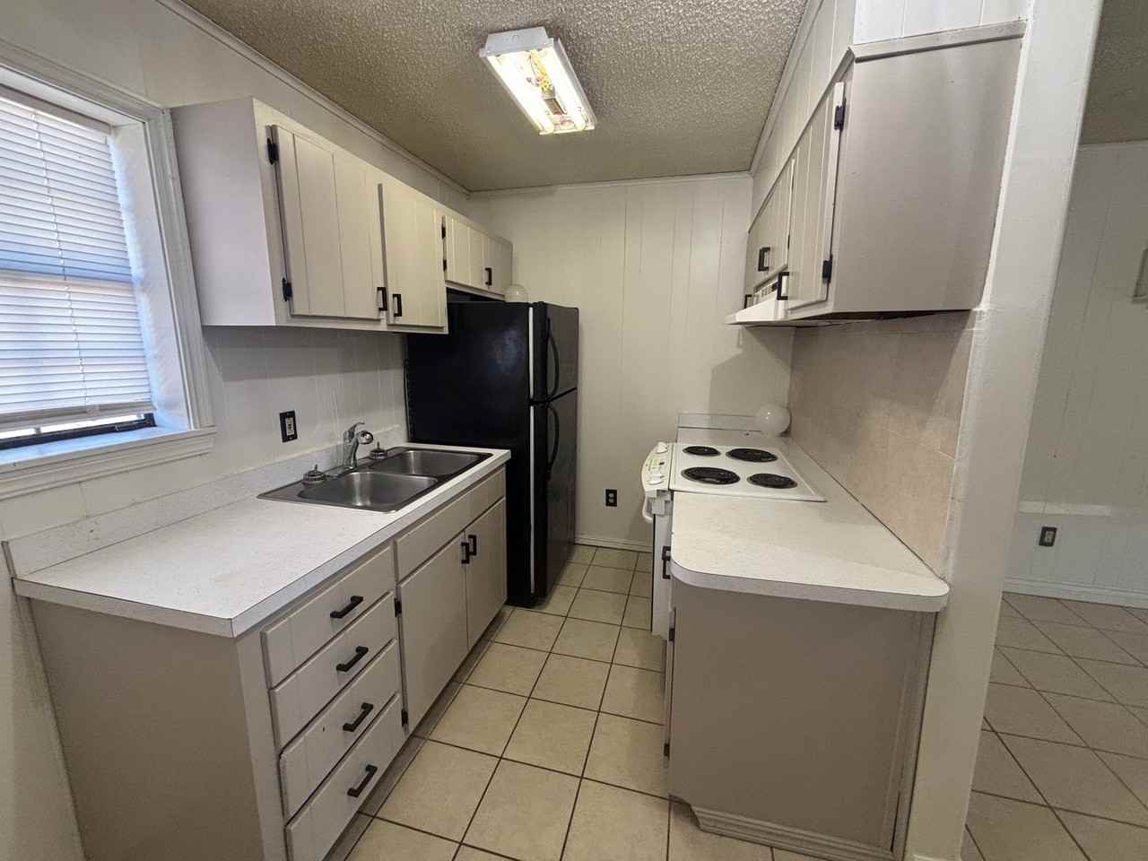 State St - Photo 2 of 8