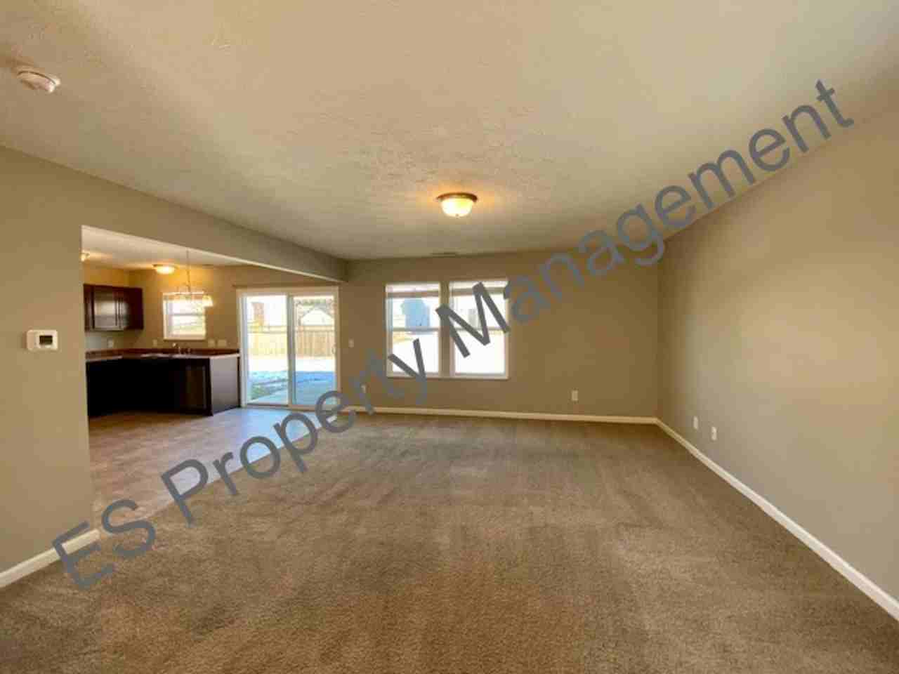 10918 Spirit Dr - Photo 6 of 42