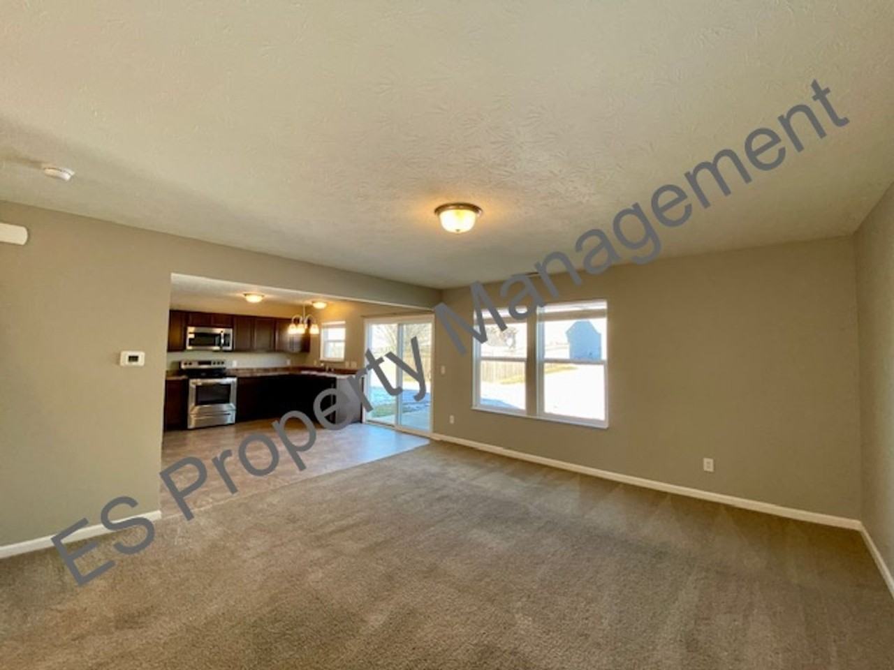 10918 Spirit Dr - Photo 7 of 42