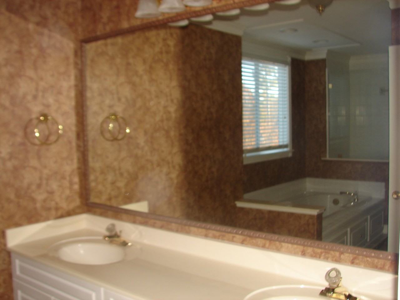 1325 Beckton Ct - Photo 4 of 7