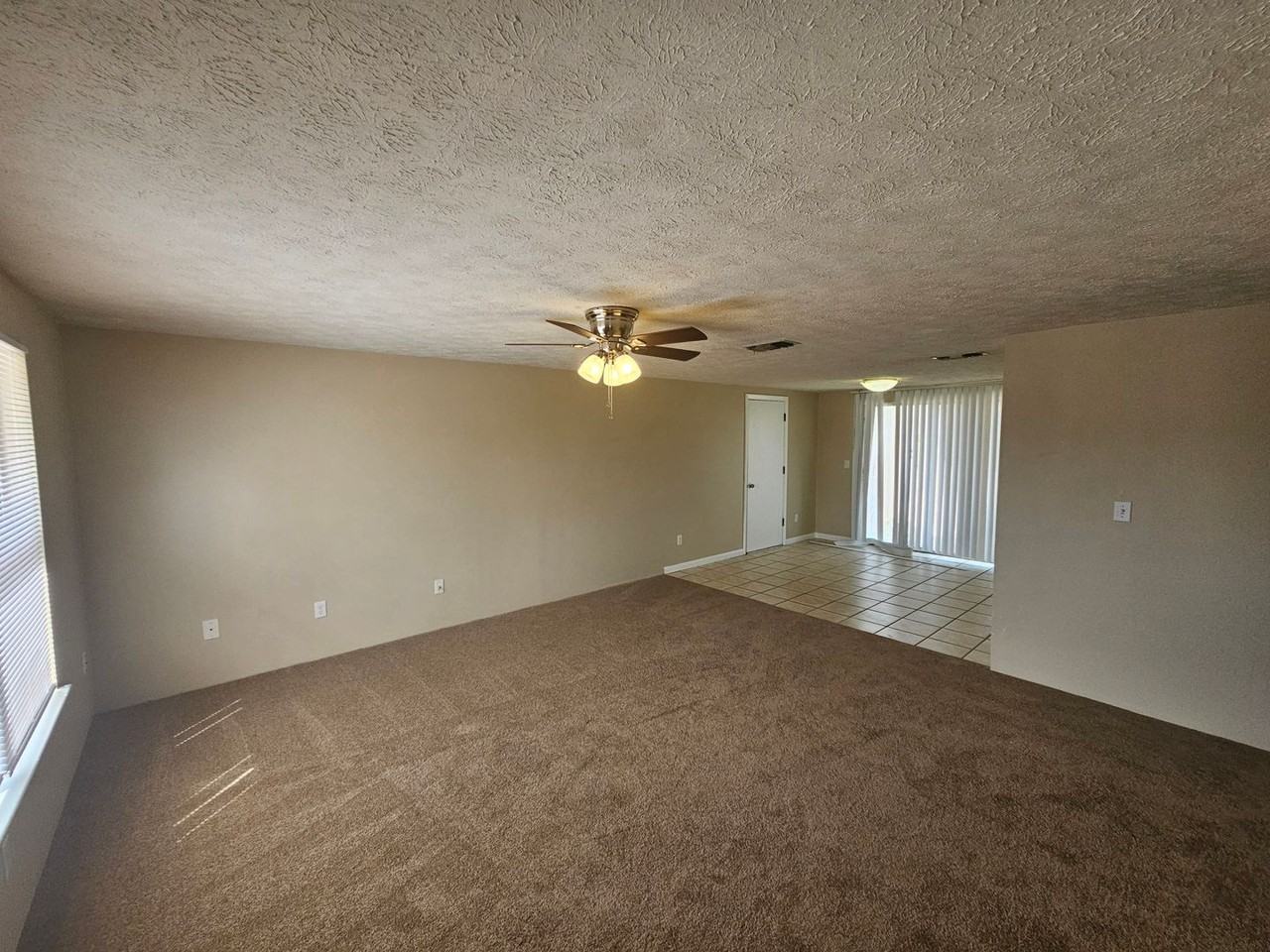 6217 Lance St - Photo 2 of 16