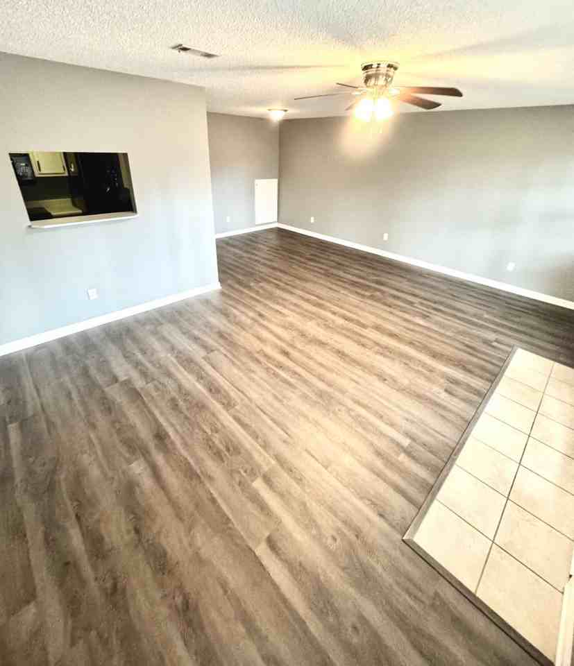 104 Pineridge Dr - Photo 6 of 16