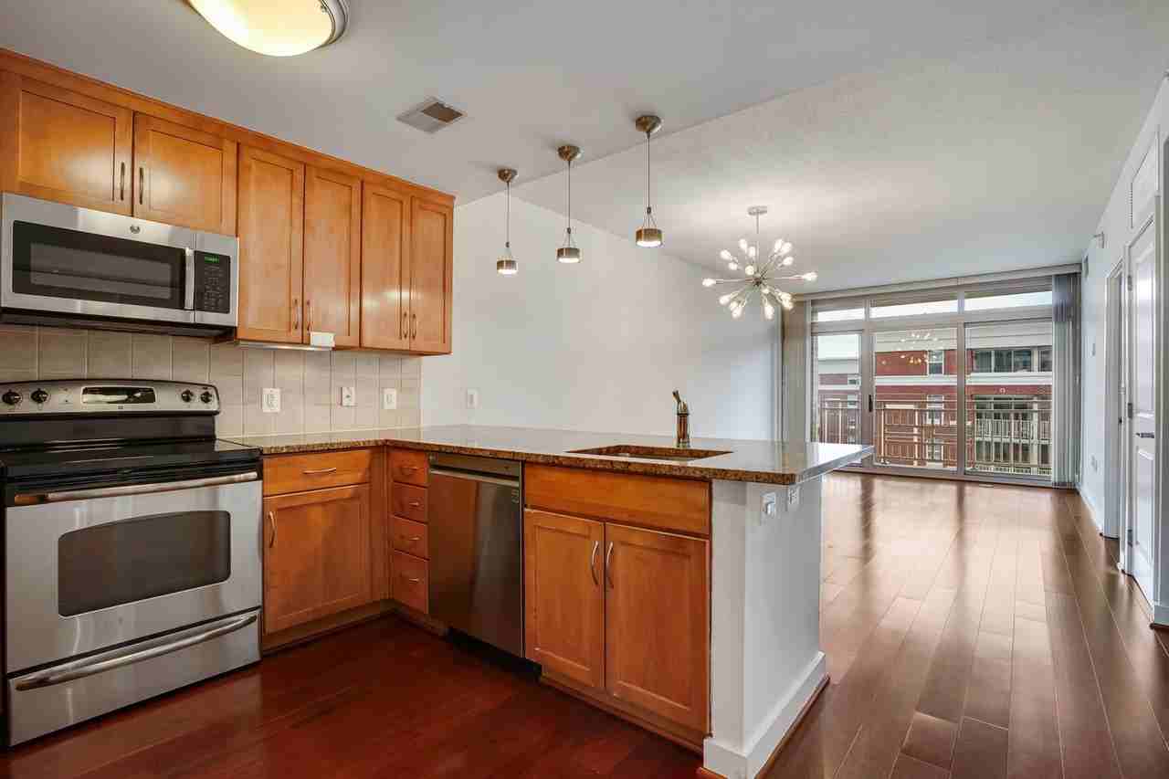 888 N Quincy St #908 - Photo 6 of 22