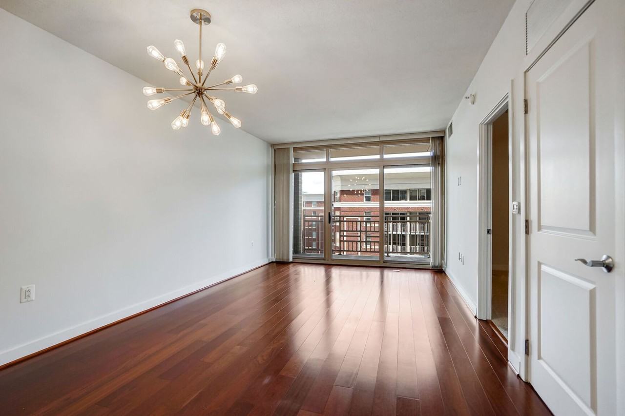 888 N Quincy St #908 - Photo 7 of 22
