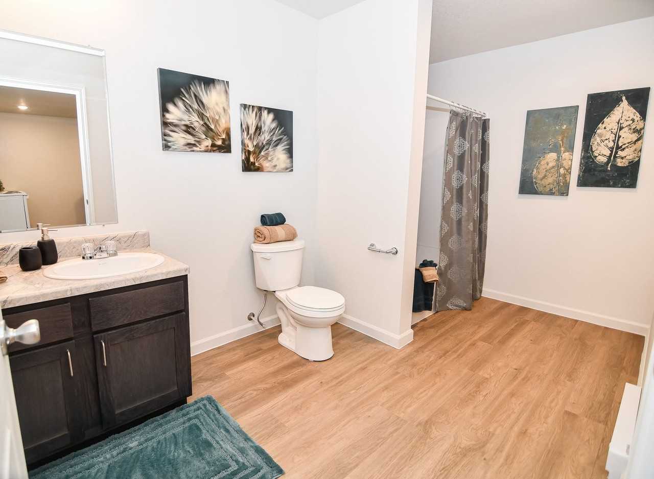 YellowBanks  III LLC - Photo 6 of 48