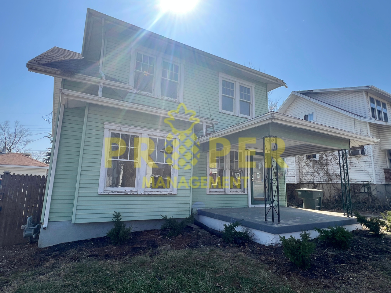 30 Redwood Ave - Photo 2 of 15