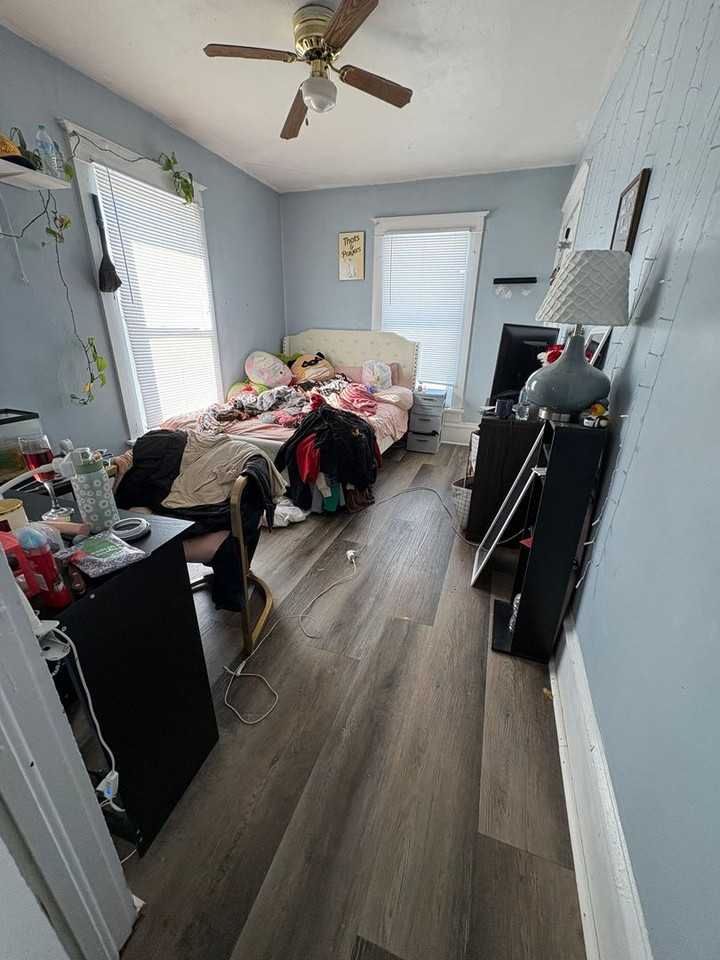 909 La Crosse St - Photo 2 of 27