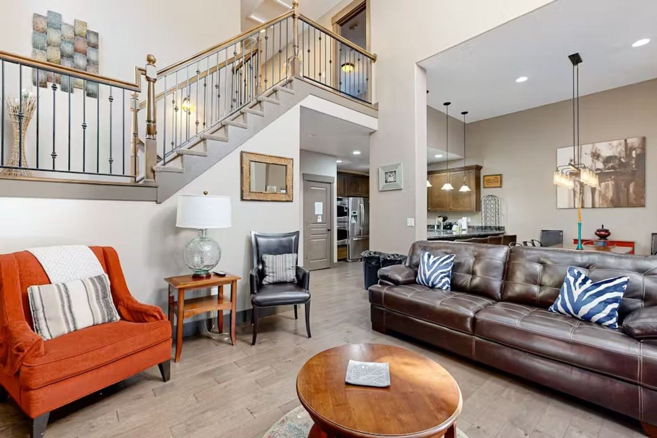 871 Benjamin Pl - Photo 4 of 17