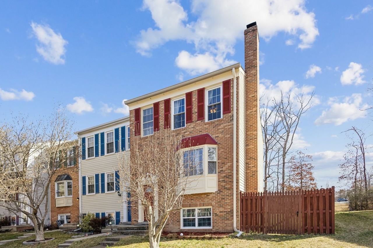 3824 Ogilvie Ct - Photo 3 of 44